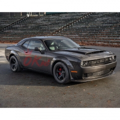 Hellcat Style Carbon Fiber Front Fenders For Dodge Challenger 2015-2023