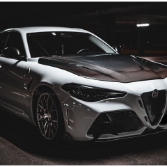 GTAM Style Carbon Fiber Engine Hood For Alfa Rome Quadrifoglio Giulia 2016-2023