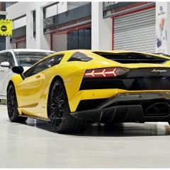 OEM Style Dry Carbon Fiber Rear Engine Side Vents Air Scoop For Lamborghini Aventador S LP740 2016-2021