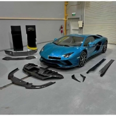 OEM Style Dry Carbon Fiber Side Skirts For Lamborghini Aventador S LP740 2016-2021
