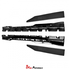 Dark Horse SC Style Dry Carbon Fiber Side Skirts For Ford Mustang Gen7 S650 2024-On