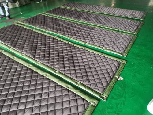 Green PVC Tarpaulin Soundproof Blankets Noise Barrier Sheet with Black Lining