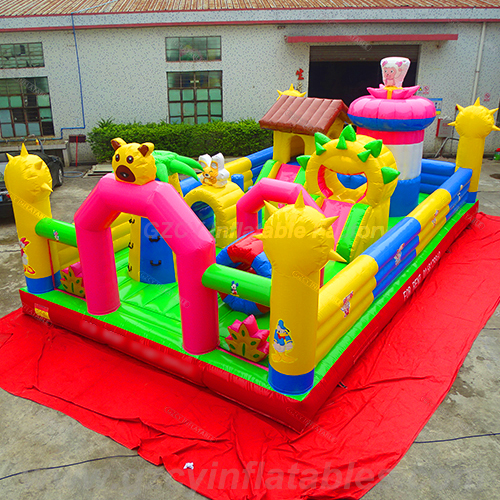 Castillo de salto inflable gigante del parque de atracciones popular al aire libre