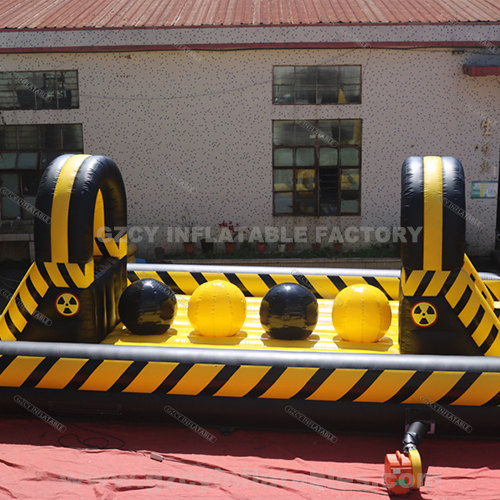 Commercial outdoor inflatable obstacle course