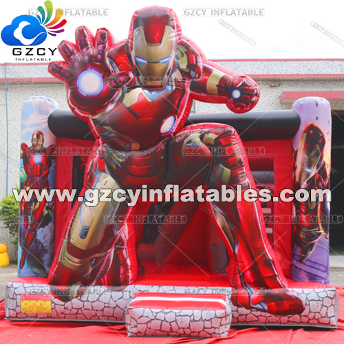 Château gonflable d'Ironman