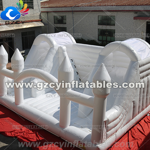 Videur gonflable Despicable Me pour les enfants