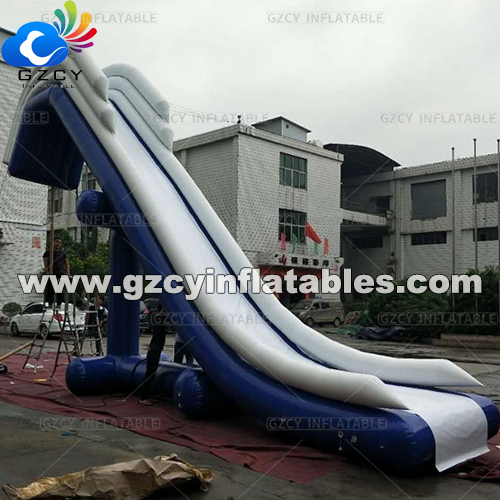 Customized Inflatable Water Yacht Slide