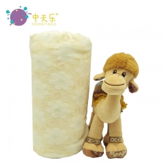 Plush blanket with camel toy