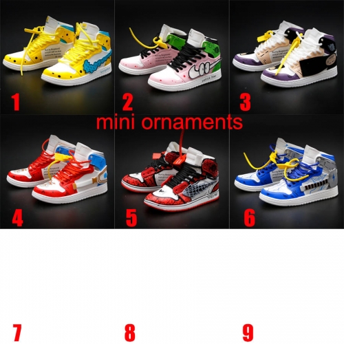 2pcs Mini Ornament Sneaker Shoes VAC07154