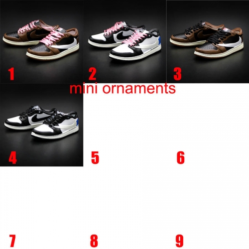 2pcs Mini Ornament Sneaker Shoes VAC07166
