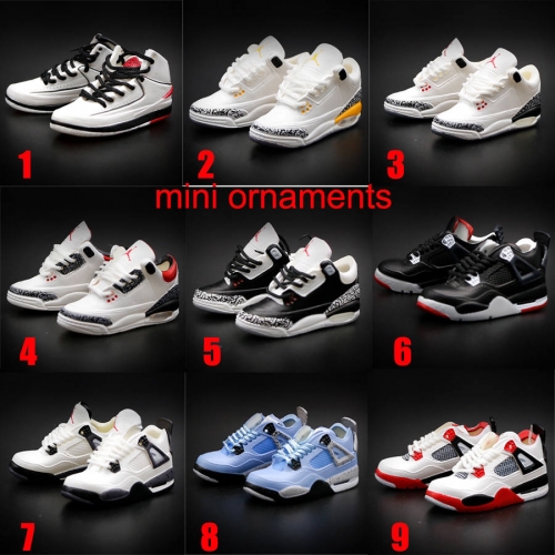 2pcs Mini Ornament Sneaker Shoes VAC07150