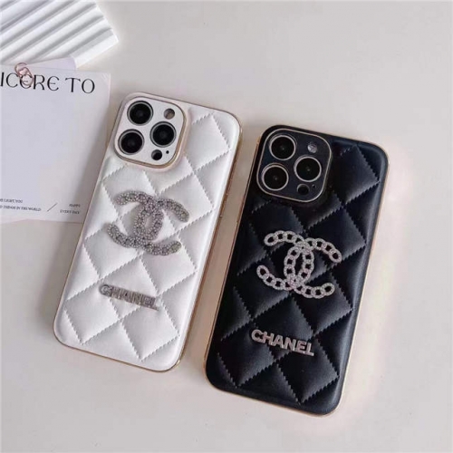 202303 Luxury CC Patent Leather Case with Rhinestone Nameplate for iPhone VAC13062