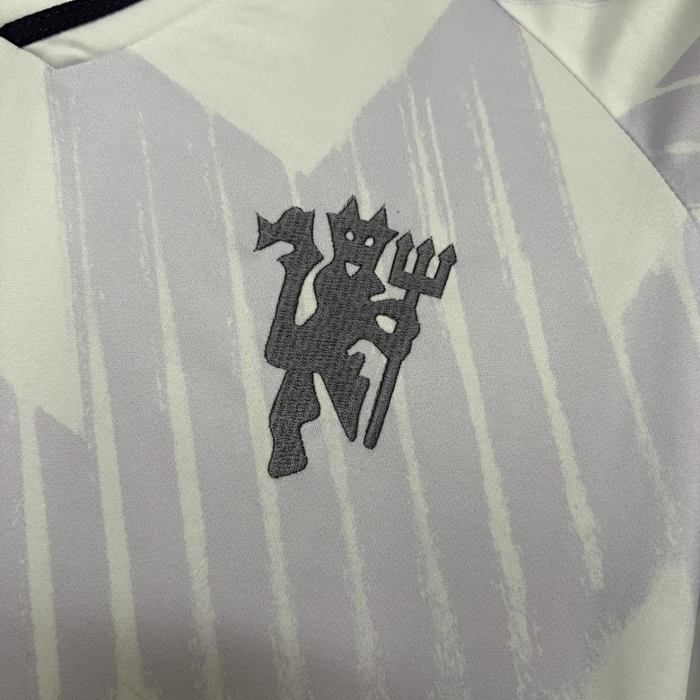 2025/26 Manchester United Away Jersey