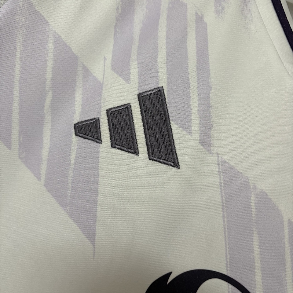 2025/26 Manchester United Away Jersey