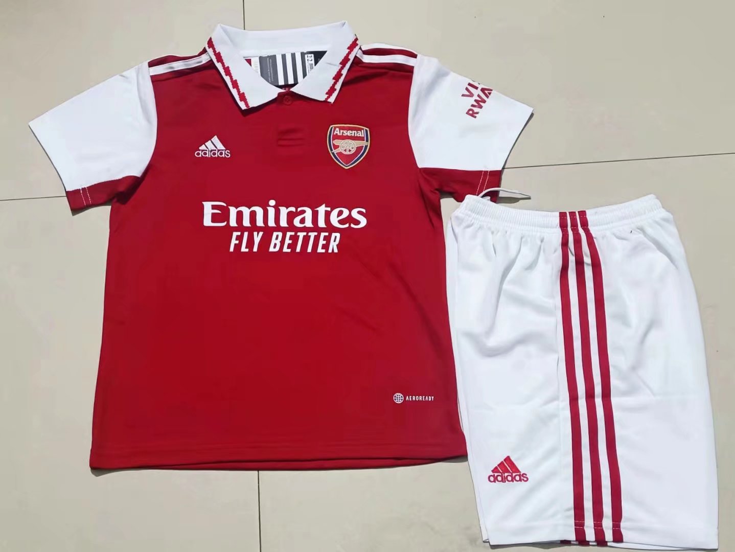 2223 Arsenal home kids + socks