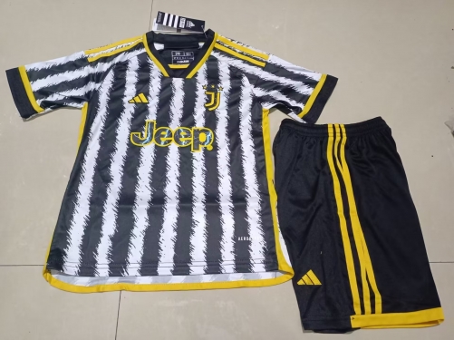 23-24 Juventus Home Kids+Adult Set+Socks