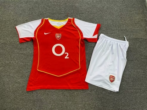 04-05 Arsenal Home, please note that socks may need to be delivered for the new season or similar brand colors