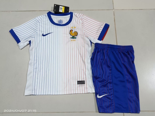 24-25 French away kids+adult set