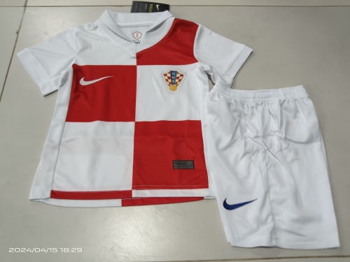 24-25 Croatian home kids