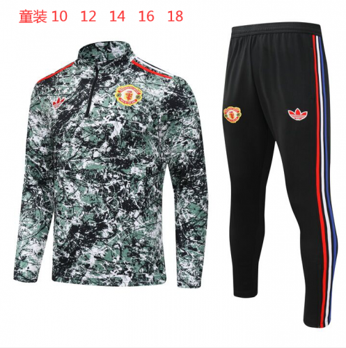 23-24 Manchester United Green Training Suit