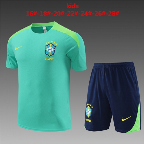 24-25 Short sleeved Brazil, Green Kids+Adult Set