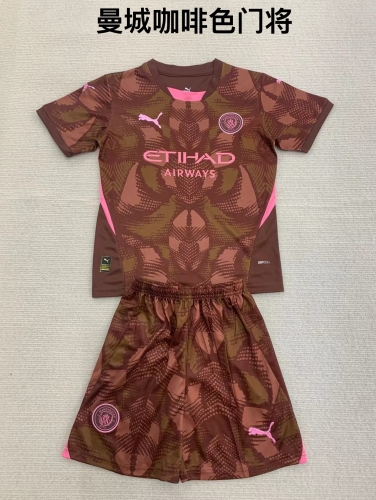 24-25 Manchester City Coffee Goalkeeper Kids+Adult Set