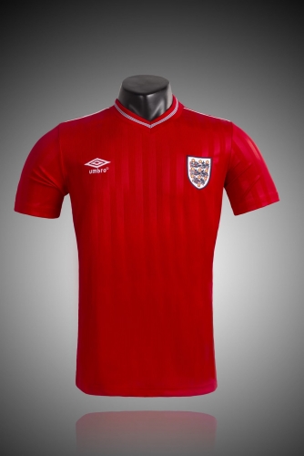 86 England away red