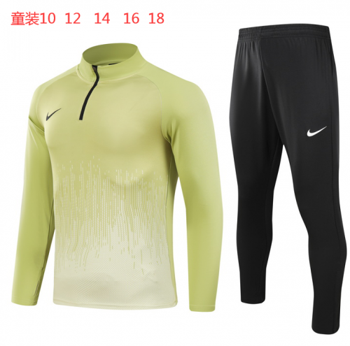 24-25 Nike Green B Half Pull Kids+Adult Training Clothes