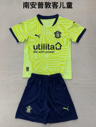 24-25 Southampton away kids+adult set