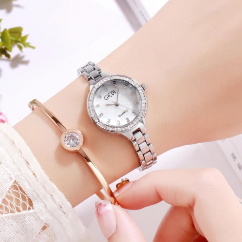 Women's personality diamond hot sale quartz bracelet watch