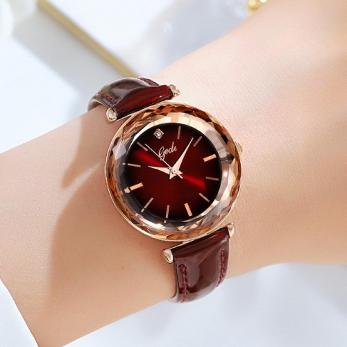 GEDI Korean Fashion Style Diamond Cutting Mirror Leather Strap Waterproof Quartz Ladies Watch