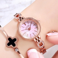 Rose gold-pink