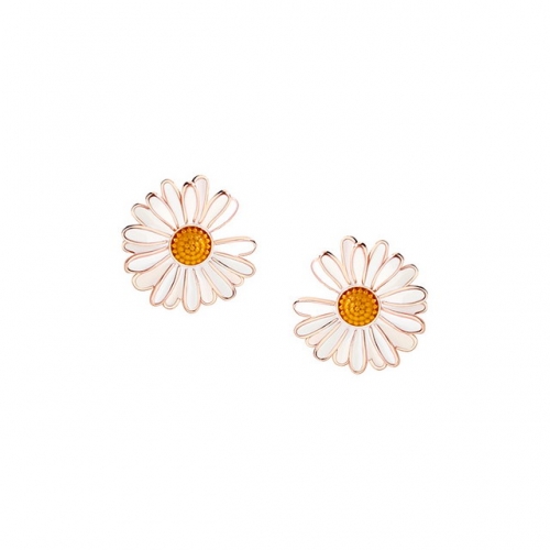 925 Sterling Silver Earrings Small Daisy Earrings Fresh And Simple Flower Earrings Small Earrings Fine Jewelry Wholesale