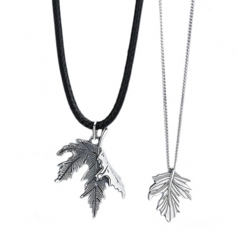 925 Sterling Silver Necklaces Creative Maple Leaf Couple Necklaces Fresh Thai Silver Clavicle Chain Literary Items Best Jewelry Wholesale Websites
