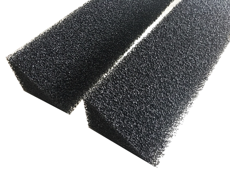 AntiUV Roof leaf gutter guard wedge protection sponge silicone