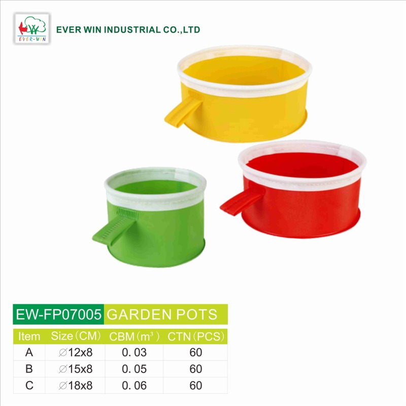 GARDEN POTS