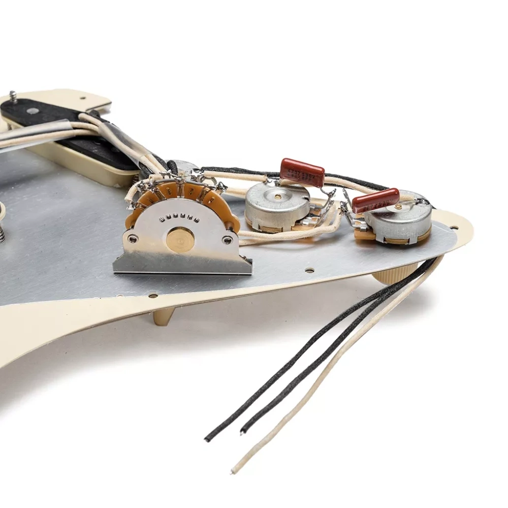 High-quality Electric Guitar Prewired SSS Pickguard with vintage wiring and hand wound vintage pickups CTS pots White