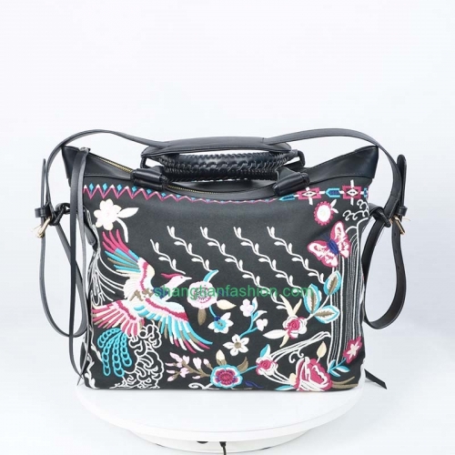 Custom wholesale ladies embroidery boho bag