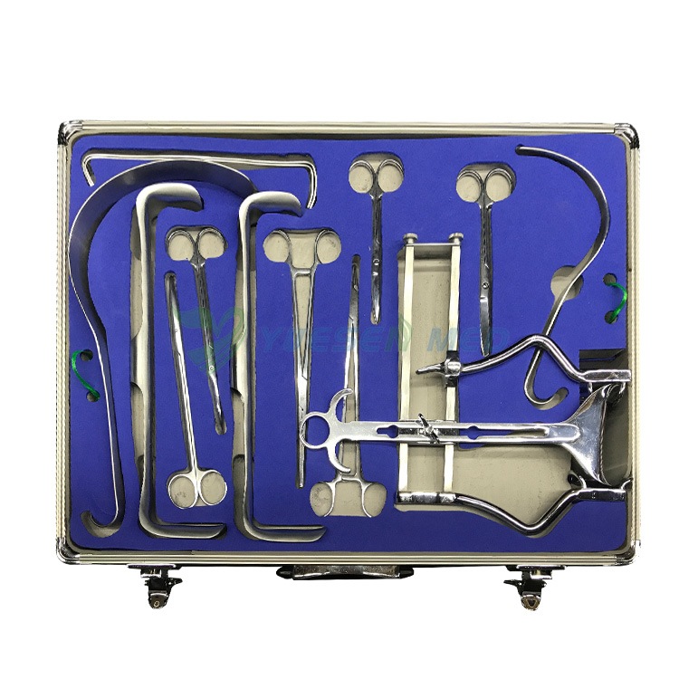 Ensemble d'instruments gynécologiques et obstétriques SSF-2