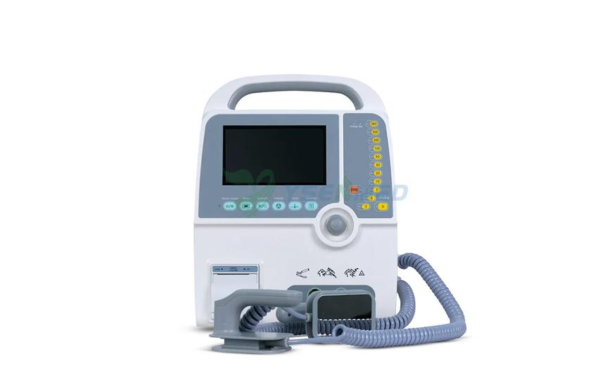 تخضع شاشة جهاز إزالة رجفان القلب YS-8000D الأكثر مبيعًا الآن لاختبارات التقادم قبل التسليم.