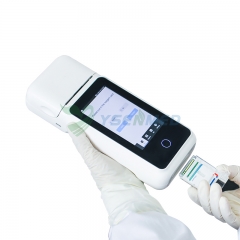 Analizador de electrolitos y gases en sangre/ Analizador automático de gases en sangre