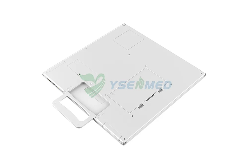Share some clinical chest images from YSENMED wireless flat panel detector YSFPD-M1717V.