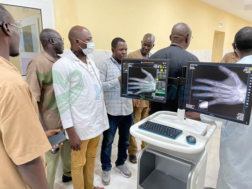 Installation et mise en service du système C-arm FPD numérique YSX-C605 au Tchad