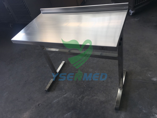 Veterinary Instrument Table