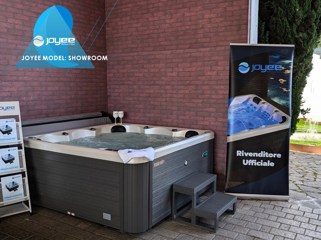 JOYEE SPA vs Marquis Spas: Which Outdoor Hot Tub Manufacturer is Right for You?