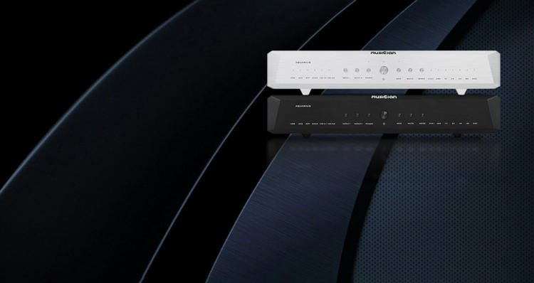 R2R Array DAC True Balance.Each level of filter has a 32-bit input resolution.Alter master control, constant temperature  double crystal oscillator.Packaged linear power supply, o-core transformer
