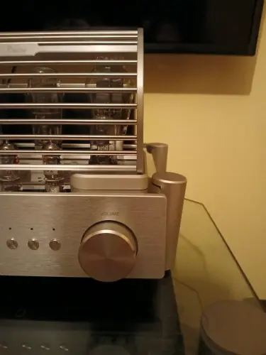YAQIN MS-300C Class A 300B Vacuum Tube Power Amp Integrated Amplifier (open box)