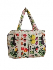 customized design polyester quilted bag with zipper , good quality quilted bag