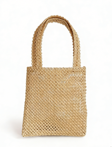 High quality lightweight woven straw totes, breathable mesh texture, durable for daily & beach use.