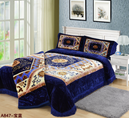 World class super soft 100% polyester Blanket Raschel 4 sets  bedspread